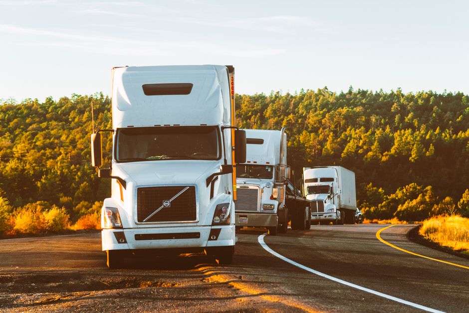 Tow Your RV Safely: Critical Hitches and Breakaway Systems